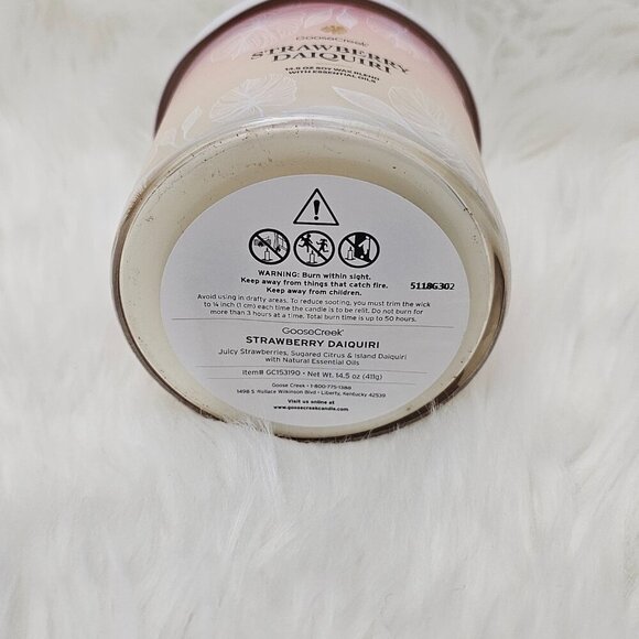 Goosecreek Strawberry Daiquiri 3-Wick Soy Wax Essential Oil Jar Candle NEW - Picture 3 of 4